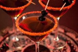 万圣节调酒爆料视频播放,揭秘热门视频播放背后的调酒艺术